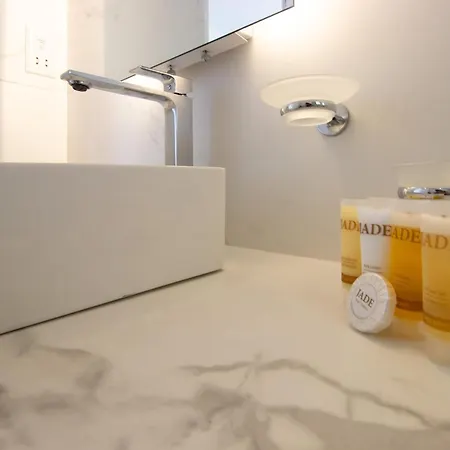 Luxury 4-bed With Sea-views פרוטאראס