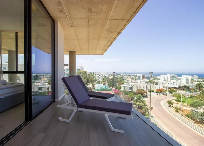 Luxury 4-bed With Sea-views * Protaras