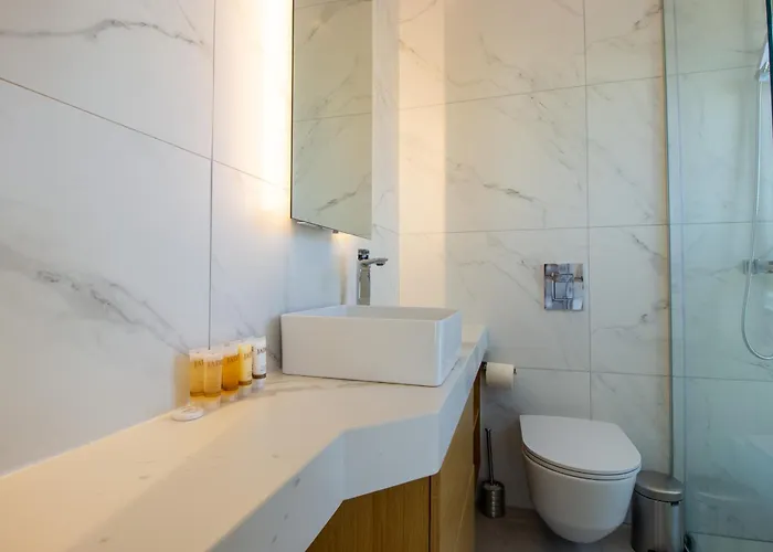 Luxury 4-bed With Sea-views Apartament Protaras