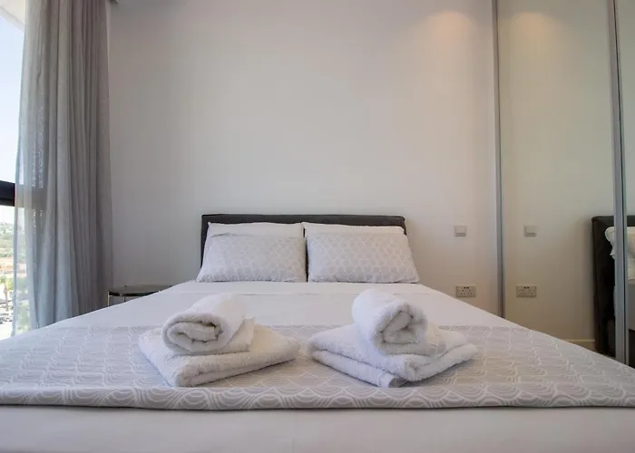 Apartament Luxury 4-bed With Sea-views *