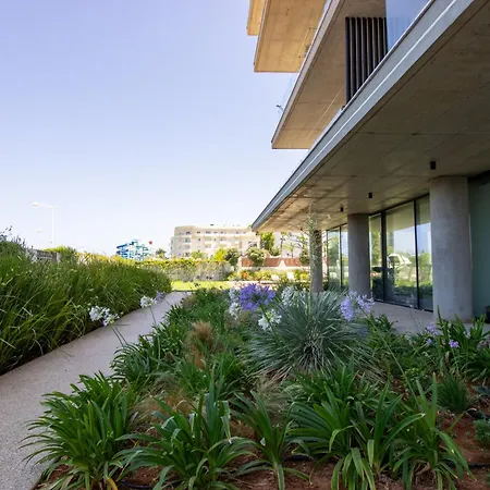 Luxury 4-bed With Sea-views Apartment Protaras