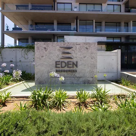 Lägenhet Luxury 4-bed With Sea-views Protaras