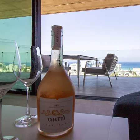 Apartment Luxury 4-bed With Sea-views *