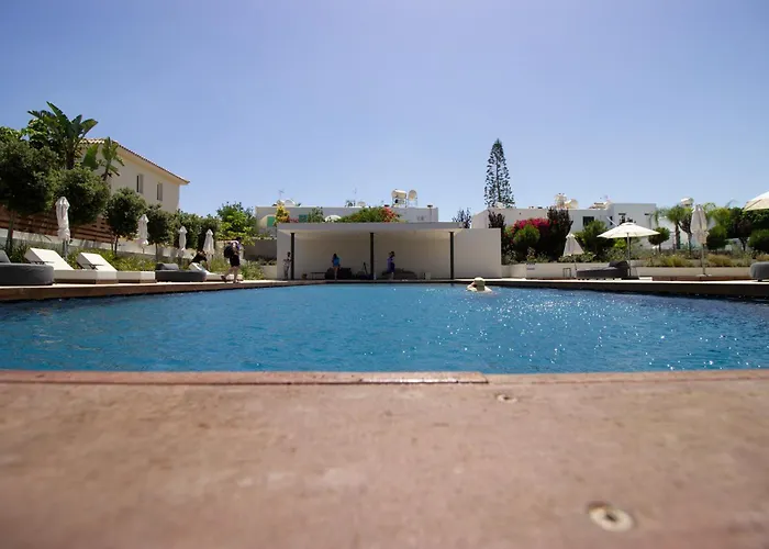 Luxury 4-bed With Sea-views * Protaras