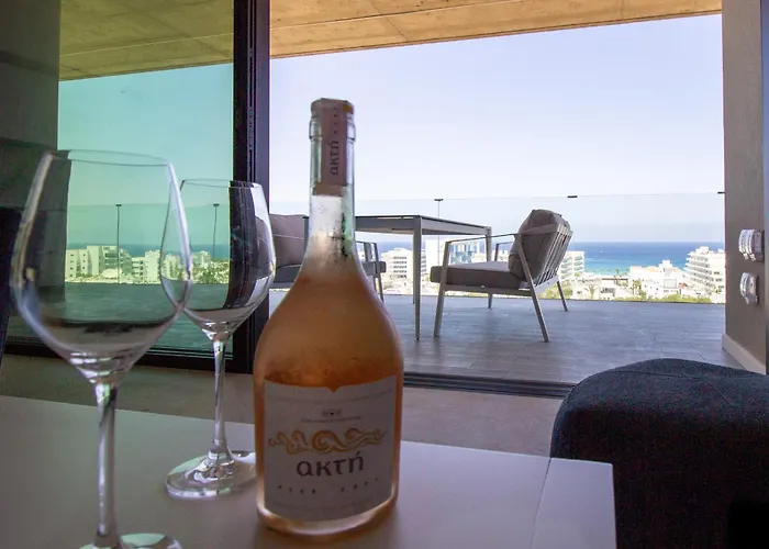 Apartament Luxury 4-bed With Sea-views *